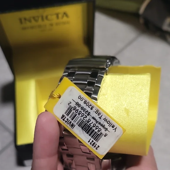 Invicta Silver and Blue Watch - Picture 4 of 4